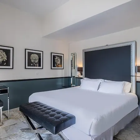 La Mauresque Hotel