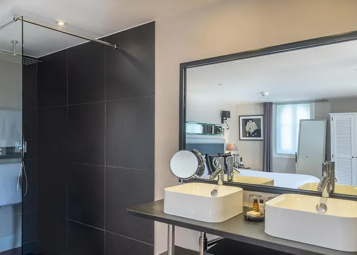 Otel La Mauresque Saint-Raphaël