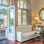 La Mauresque Hotel