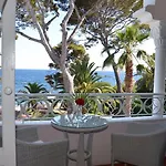 La Mauresque Hotel Saint-Raphaël
