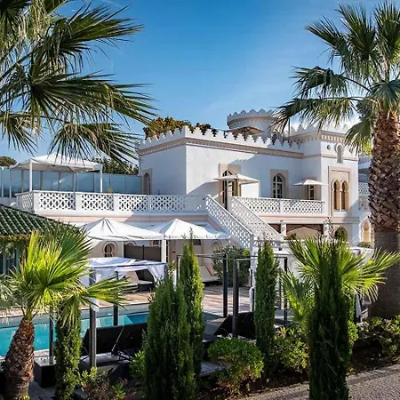 Otel La Mauresque
