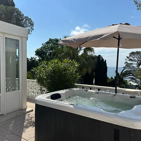 Otel La Mauresque Saint-Raphaël