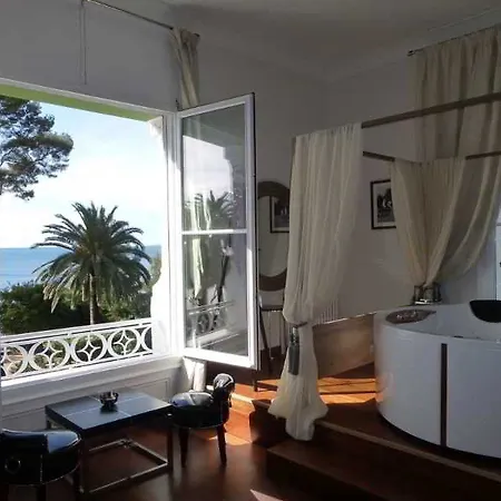 ラ モレスク 5* Saint-Raphaël