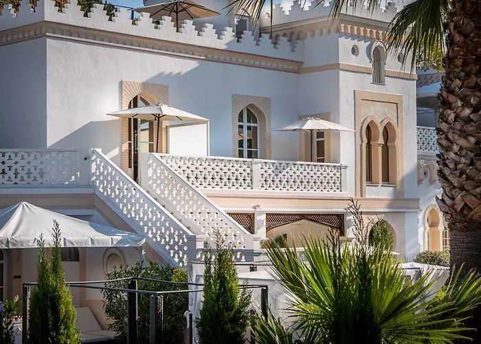 Hotel La Mauresque Saint-Raphael (Var)